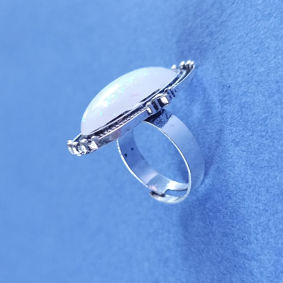 NWOT Vintage-Like Bohemian Silver Ring CUSHION - Picture 5 of 6